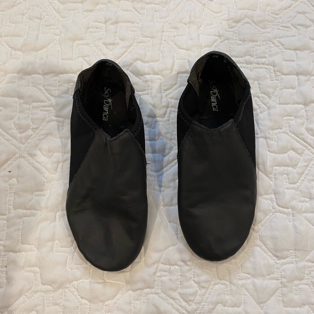 Black jazz dance shoes! 👯‍♂️👯👯‍♀️